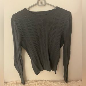 AMERICAN EAGLE GREY LONG SLEEVE